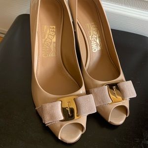 Salvatore Ferragamo High heel Shoes (Nude …